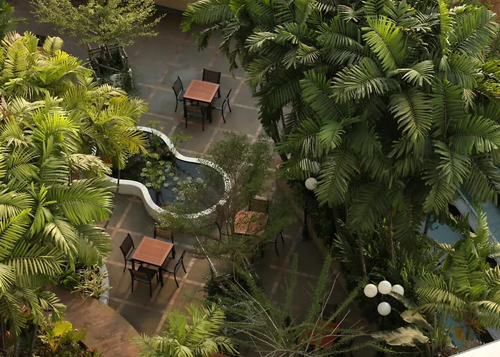 Отель Dusit Princess Srinakarin