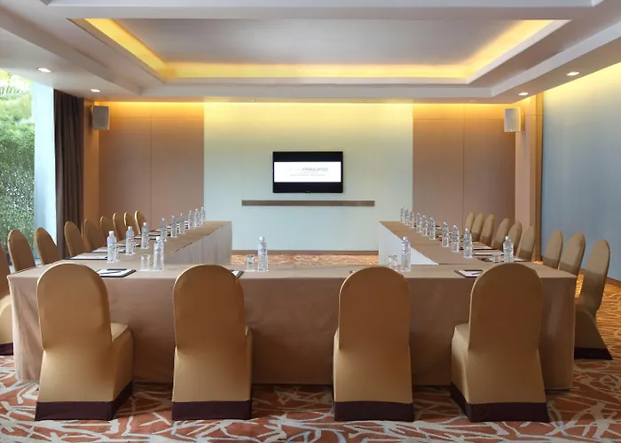Dusit Princess Srinakarin 4*