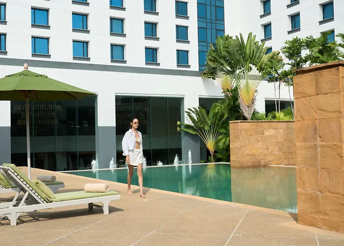 Отель Dusit Princess Srinakarin 4*